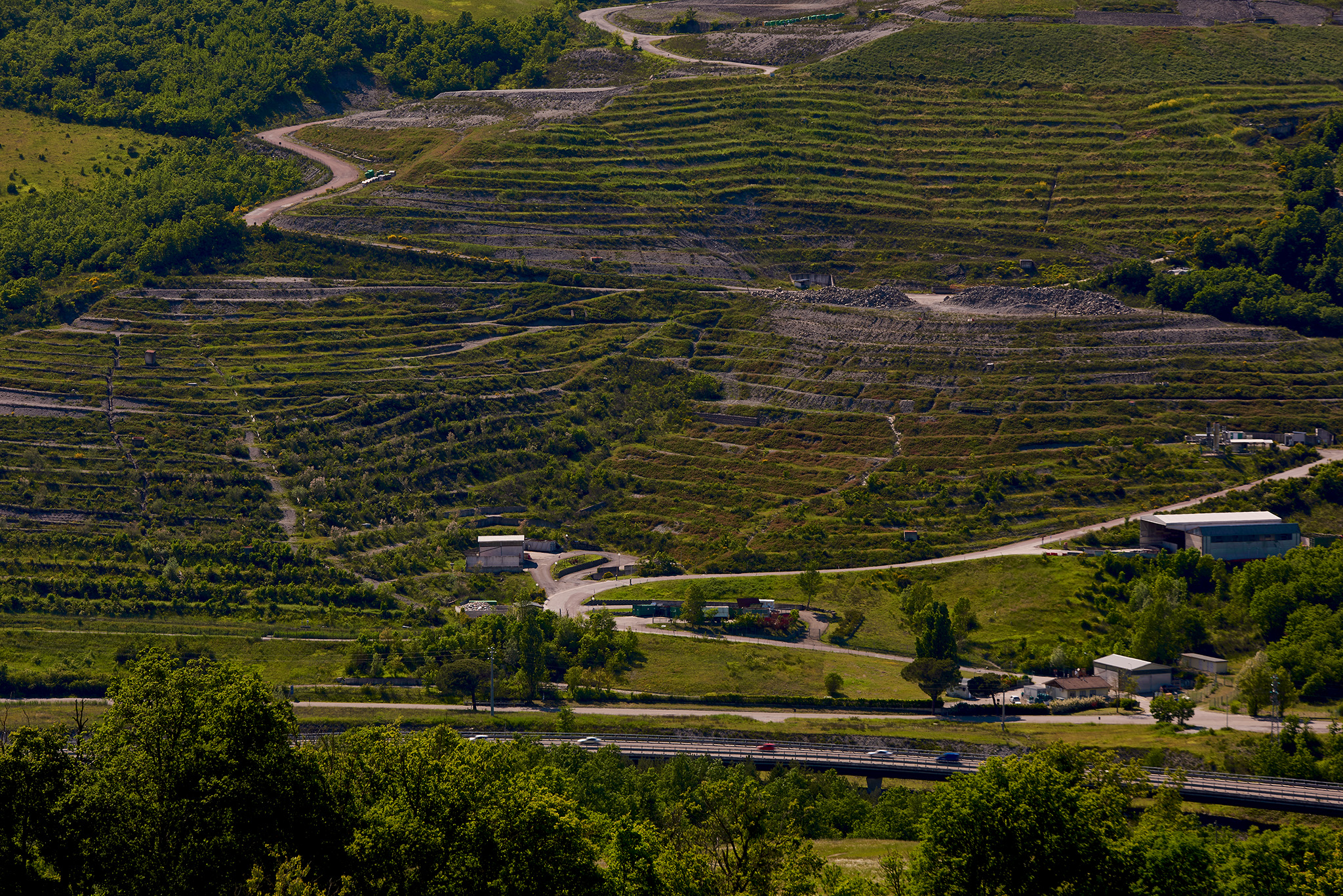 Vista panoramica del sito in cui è situata la discarica per rifiuti non pericolosi di Gaggio Montano