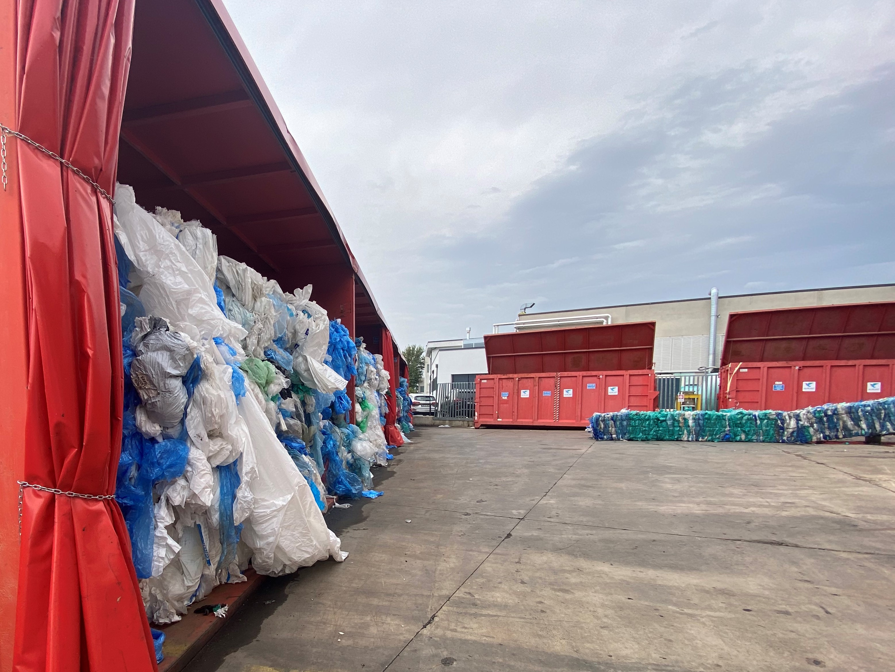 Sorting and storage platform in Formigine (Modena)